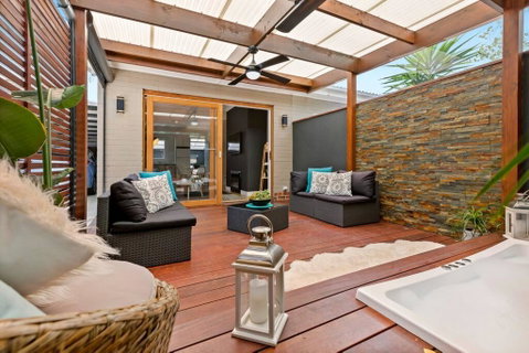 AMORE A Tranquil Retreat With Couples Spa - Melbourne Tourism 2