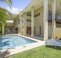 ANGOURIE HOUSE - SALT VILLAGE - Melbourne Tourism