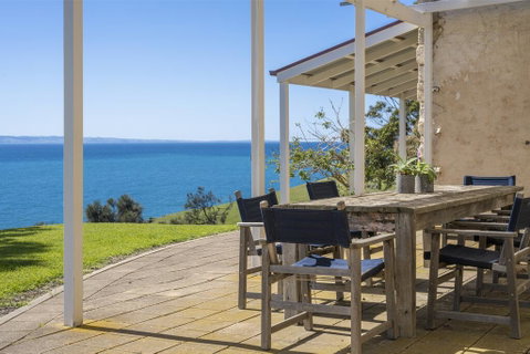Antechamber Bay Retreats - Melbourne Tourism 1