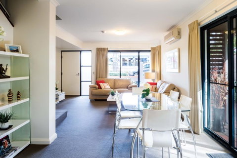 Apartment 46 - Melbourne Tourism 1