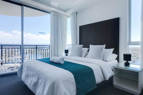 Apartment With Ocean Views - Melbourne Tourism 2
