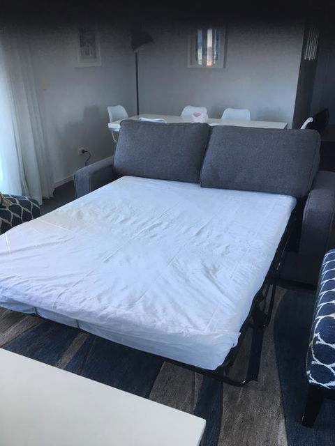 Apartment With Ocean Views - Melbourne Tourism 1