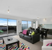 APOLLO 13 PENTHOUSE - free wifi  huge terrace - Melbourne Tourism