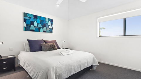 Aqua On Fletcher Street - Melbourne Tourism 1