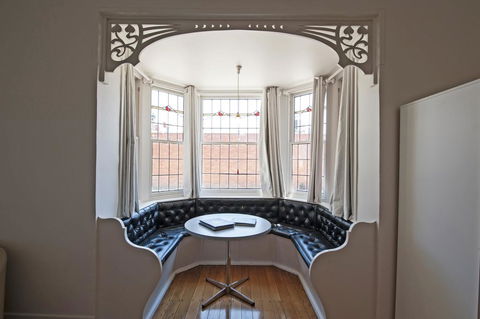 Arch On Mellool - Melbourne Tourism 0