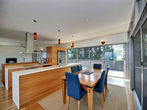 Architectural Design On The Beach - Melbourne Tourism 3