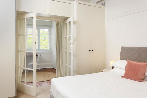 Art Deco Oasis Minutes From The City - Melbourne Tourism 1