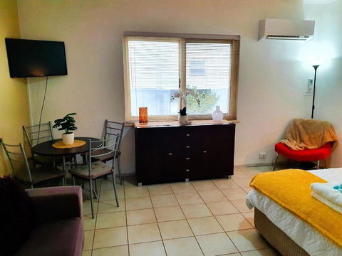 M104 West Perth Studio Apartment Near Kings Park - Melbourne Tourism 3