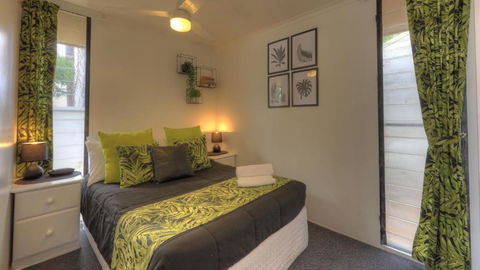 Maroochy River Bungalows - Melbourne Tourism 1