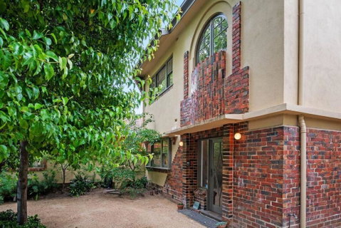 Massive Mitford Large Luxurious 1st Class 4 Bdrm - Melbourne Tourism 0