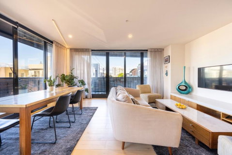 Mega Style Apartments The General - Melbourne Tourism 1