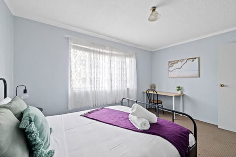 Modern Private Double Room - Central Spot At Liverpool - Shared Bathroom - Melbourne Tourism 1
