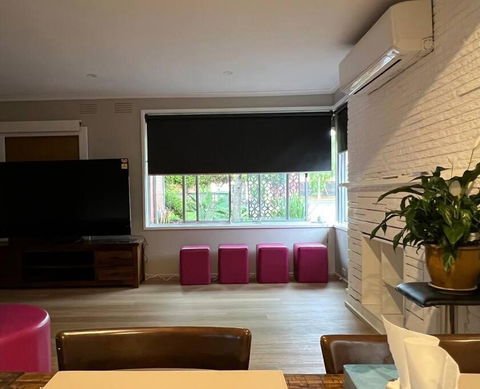 Newly Refurbished House- SuperFast Internet - Melbourne Tourism 3