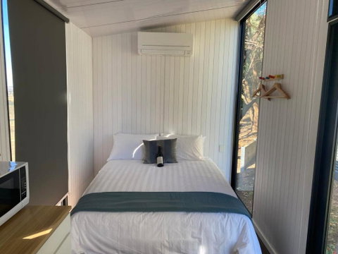 Nichol Road Hideaway By Tiny Away - Melbourne Tourism 3