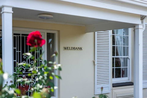 Normanville, Large Historic Three Bedroom Home - Melbourne Tourism 1