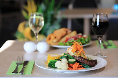 North Parkes Motel - Melbourne Tourism 3