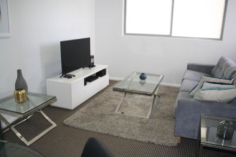 North Sydney Wyndel Apartments-MIL1005 - Melbourne Tourism 1