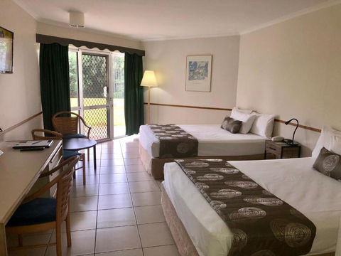 Ocean International Hotel - Melbourne Tourism 1