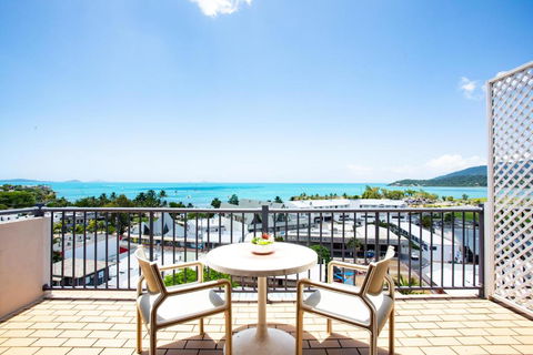 OCEAN VIEWS 10 - Melbourne Tourism 0