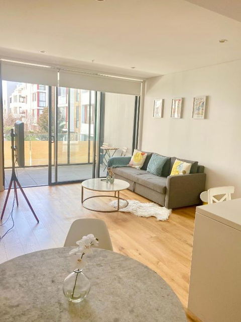 One Bedroom With Roof Top Pool - Melbourne Tourism 1