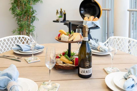 Pacific Blue - Premiere - Melbourne Tourism 3