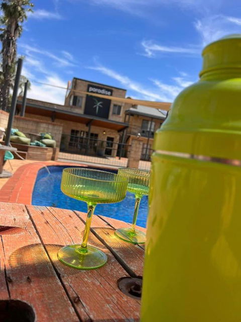 Paradise Palms - Melbourne Tourism 1