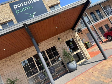 Paradise Palms - Melbourne Tourism 3