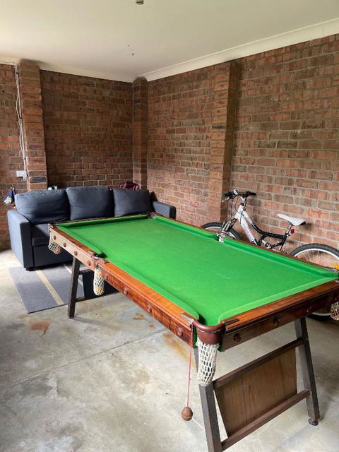 Parrwang Rest - Melbourne Tourism 1