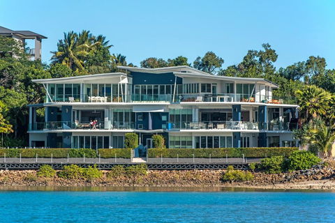 Pavillions On Hamilton Island By HIHA - Melbourne Tourism 0