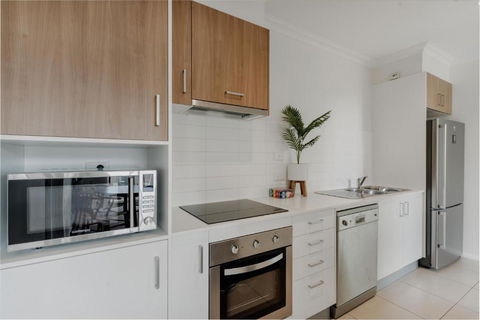 Peaceful 1-Bed Apartment Close To Lonsdale St - Melbourne Tourism 1
