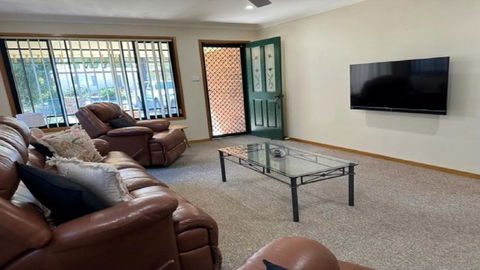 Peaceful In Perrumba - Melbourne Tourism 1