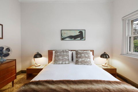 Parkside Hideaway - Beautiful Art Deco Near Zoo - Melbourne Tourism 3