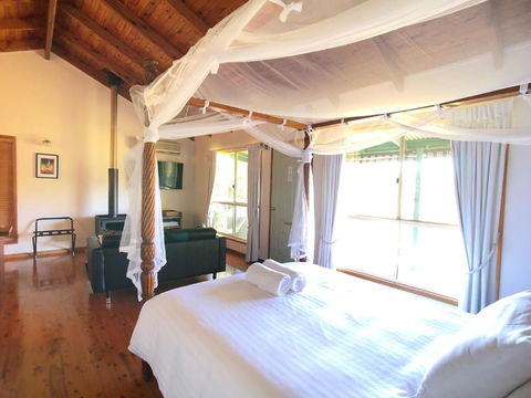 Pencil Creek Cottages - Melbourne Tourism 2
