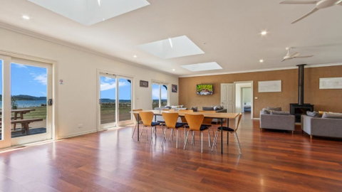 Peninsula At Metung - Access By Boat Only - Melbourne Tourism 2