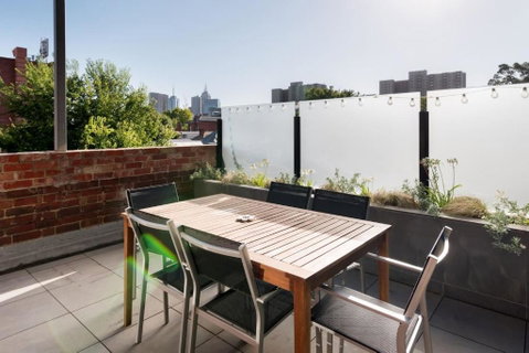 Paterson 1911 - Upmarket Terrace In Vibrant Fitzroy - Melbourne Tourism 2