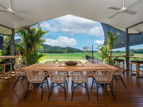 Port Douglas Valley Magic - Melbourne Tourism 0