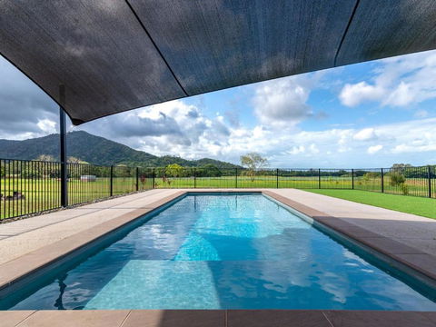 Port Douglas Valley Magic - Melbourne Tourism 3