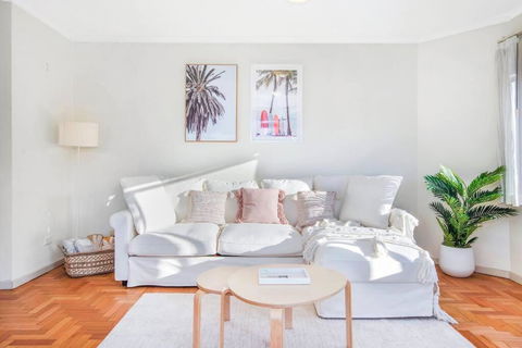 Perfect Manly Retreat, In The Heart Of Manly, Family & Couple Friendly Apartment With CAR SPOT - Melbourne Tourism 1