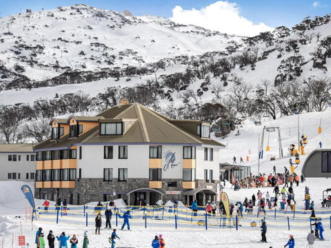 Perisher Manor Hotel - Melbourne Tourism 0