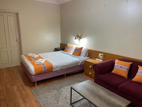 Philadelphia Motor Inn - Melbourne Tourism 3