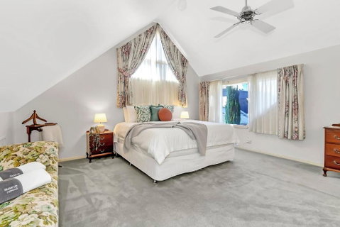 Picket Fence Cottage - Steps From Adelaide Oval - Melbourne Tourism 2