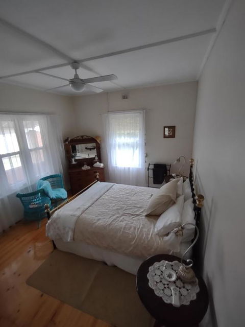 Pink Gums Farmstay - Melbourne Tourism 3