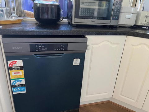 Pleasant Private Room In Taylors Lake Near Melbourne Airport - Melbourne Tourism 2