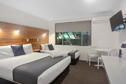 Pleasant Way River Lodge - Melbourne Tourism 1