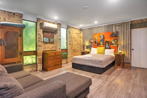 Pleasant Way River Lodge - Melbourne Tourism 2
