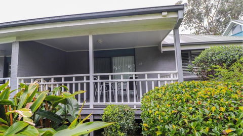 Plover Executive Deluxe Villa 25 - Melbourne Tourism 3