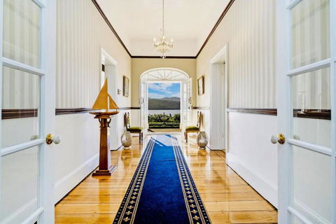 Pointe Rapide Estate - Melbourne Tourism 1