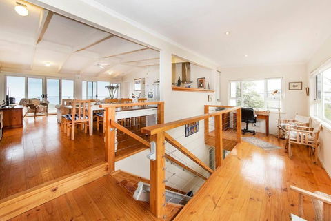 PORT WILLUNGA DREAMING A Beach Front Experience - Melbourne Tourism 2