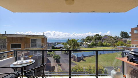 Portside No 9 - Melbourne Tourism 0