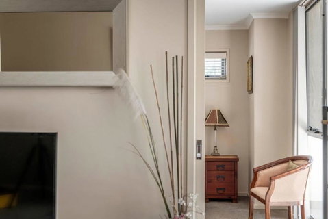Quiet Apartment In Braddon ACT - Melbourne Tourism 1